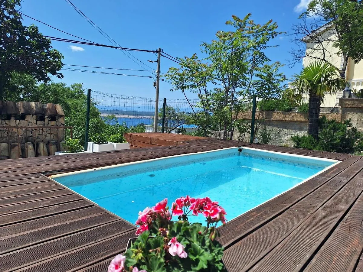 Apartment Nera Dramalj 0*,  Croatia