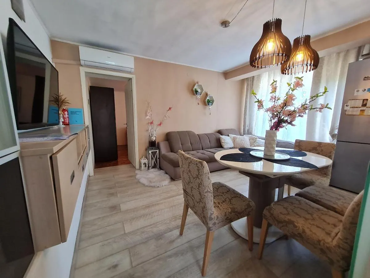 Apartment Nera Dramalj